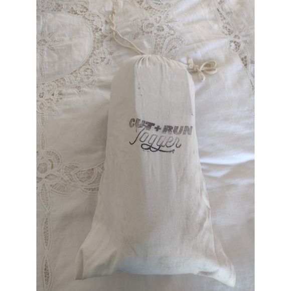 Rumpl The Original Puffy Blanket 1 Person 52x75 R100 Brown Tan Cut Run Jogger - Picture 9 of 9